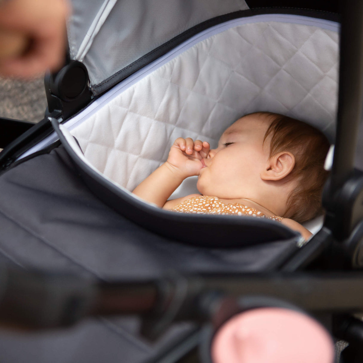 Veer Switchback Bassinet - Kid's Stuff Superstore