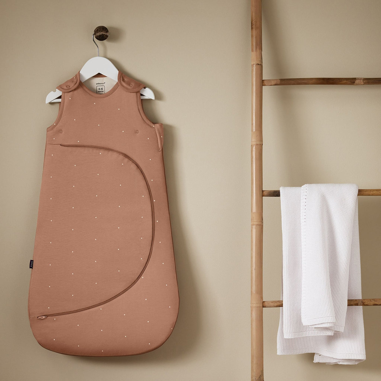SnüzPouch Blush Dot - Kid's Stuff Superstore