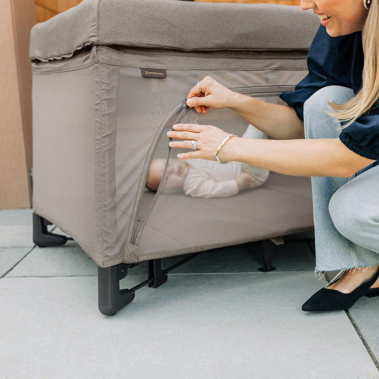 UPPAbaby Remi Bedside Bassinet + Playard + Travel Crib - Kid's Stuff Superstore