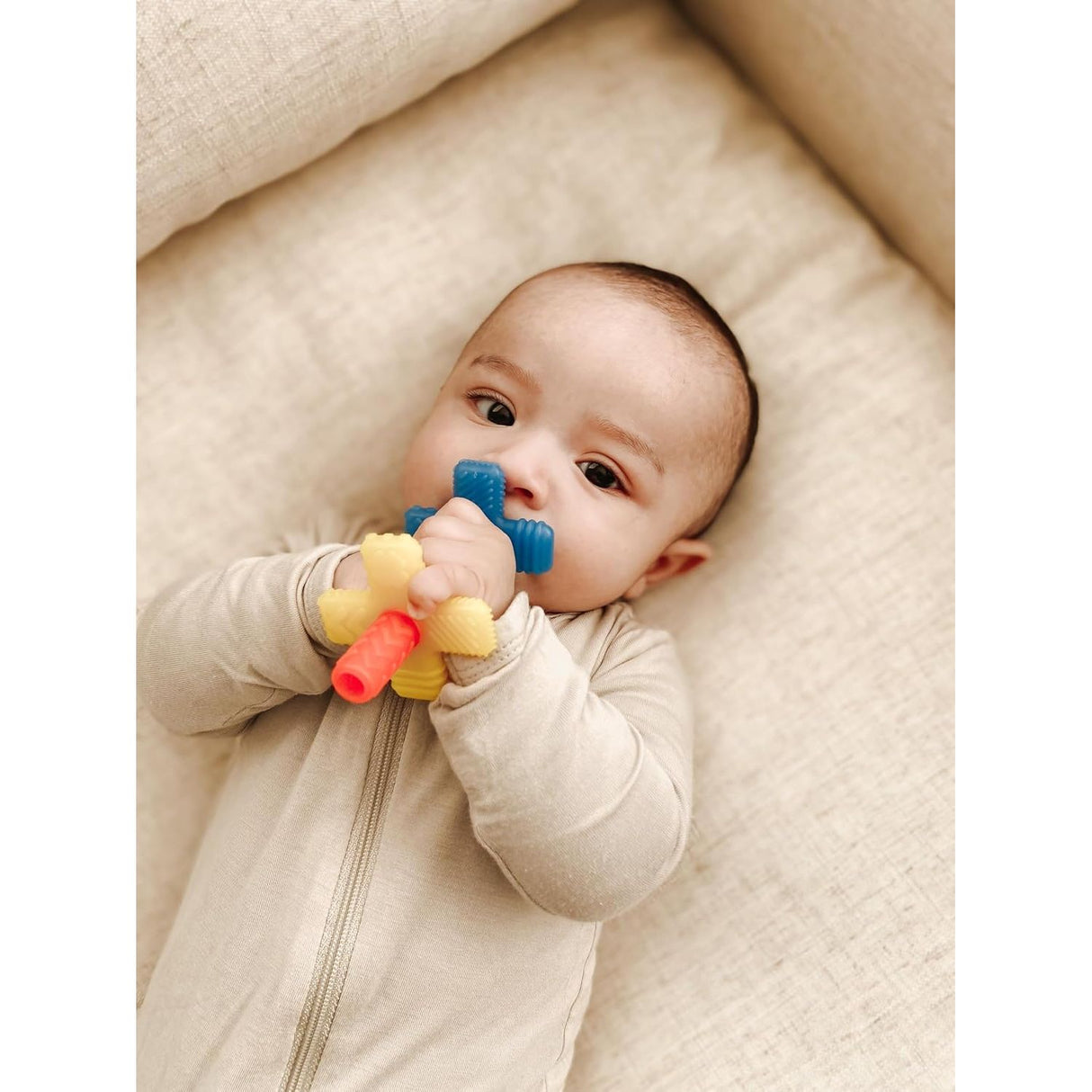 Itzy Ritzy Teensy Tubes Teether - Kid's Stuff Superstore