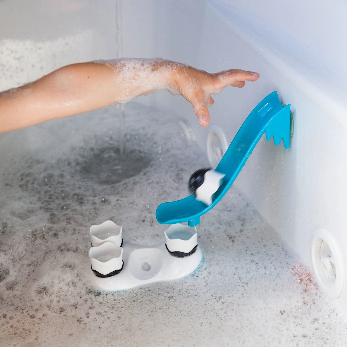 Fat Brain Toys - Waddle Bobbers Bath Toy - Kid's Stuff Superstore