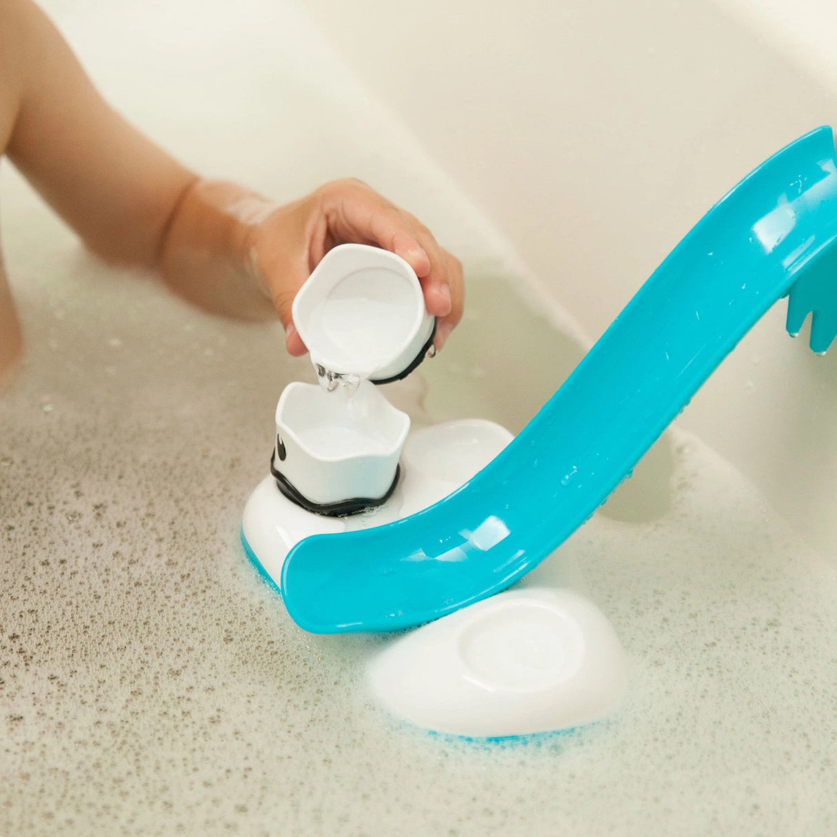 Fat Brain Toys - Waddle Bobbers Bath Toy - Kid's Stuff Superstore