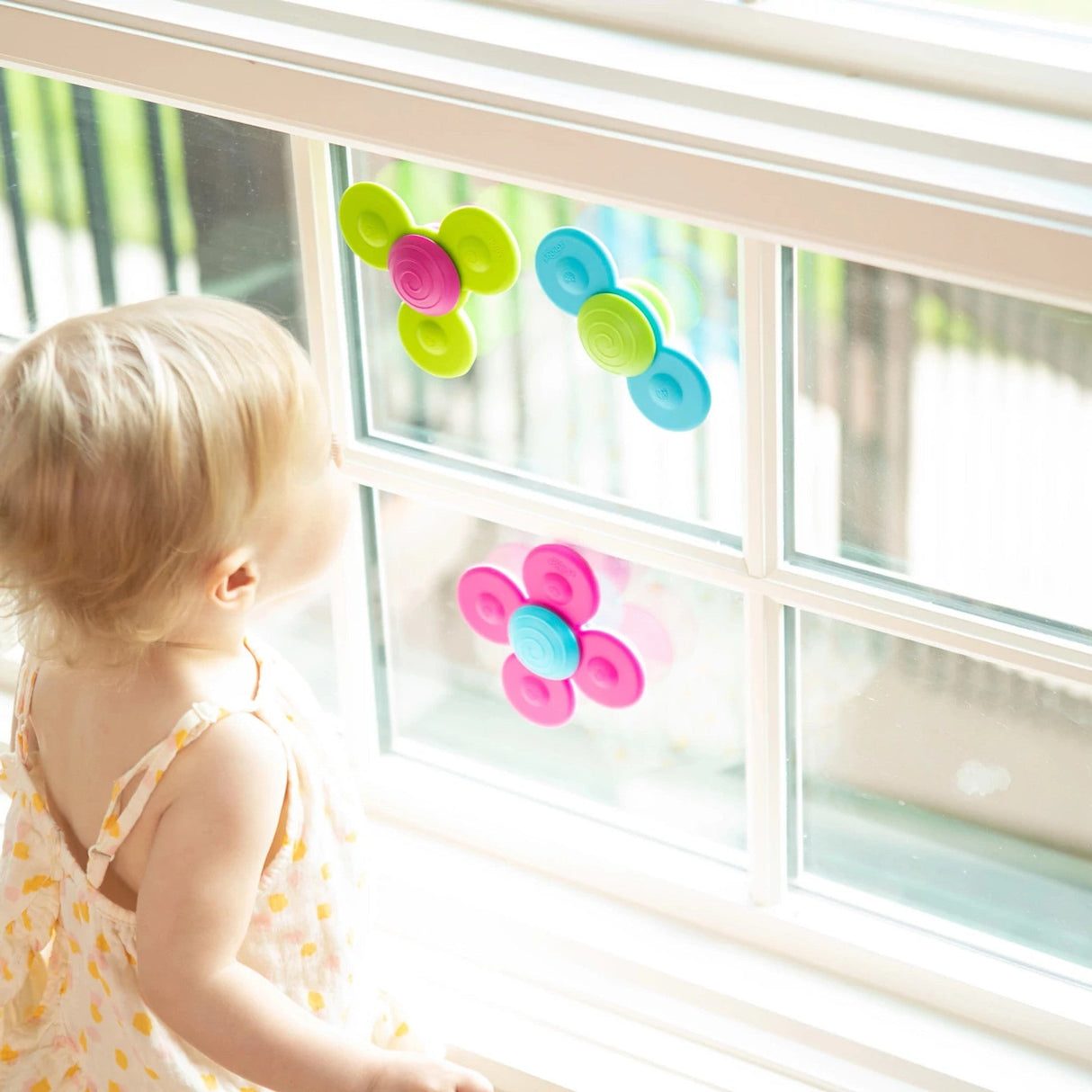 Fat Brain Toys - Whirly Squigz - Kid's Stuff Superstore