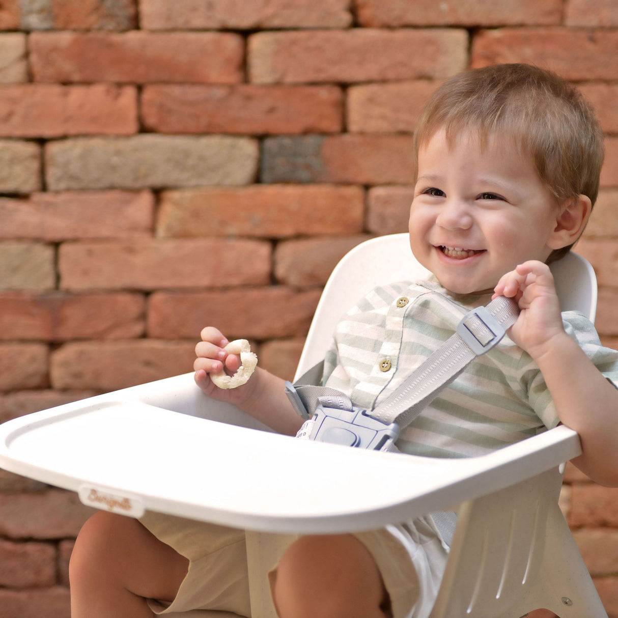 PEG Poke Lightweight High Chair - Kid's Stuff Superstore
