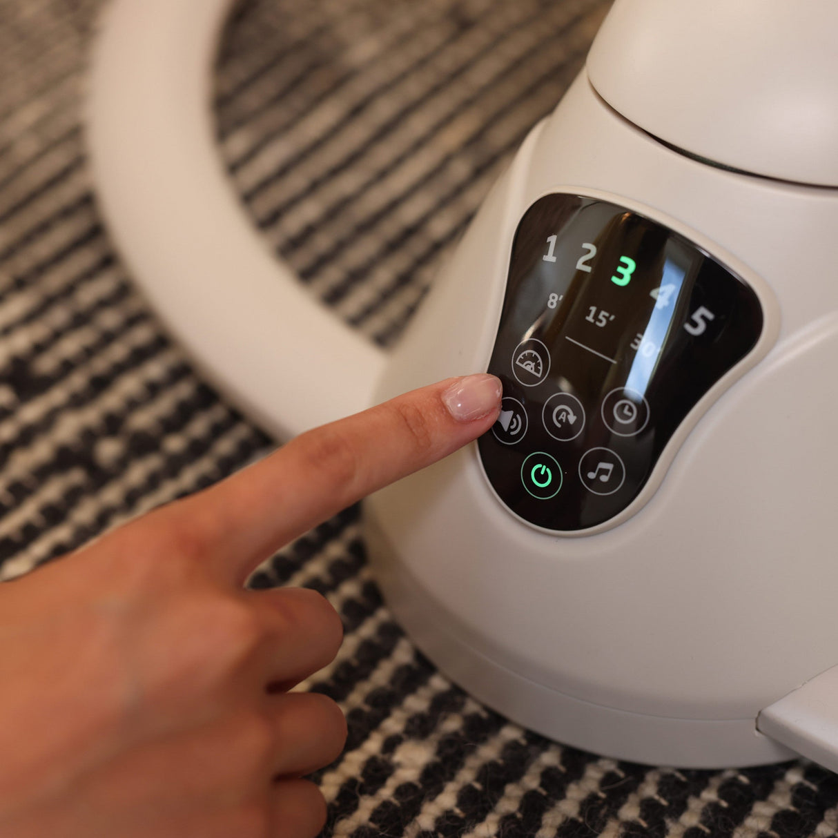 Maxi-Cosi Cassia Swing - Kid's Stuff Superstore