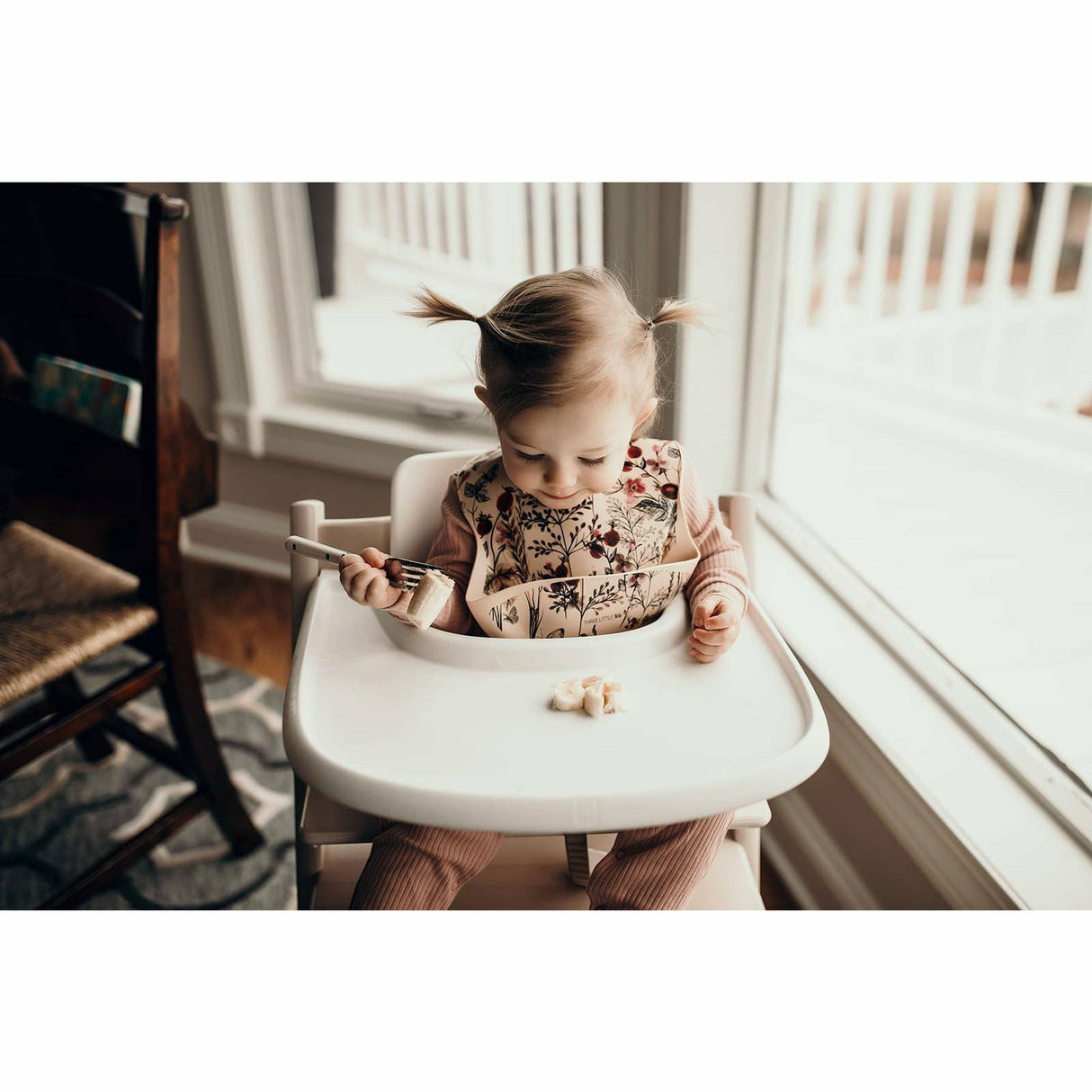 Silicone Bib with Crumb Catcher - Kid's Stuff Superstore