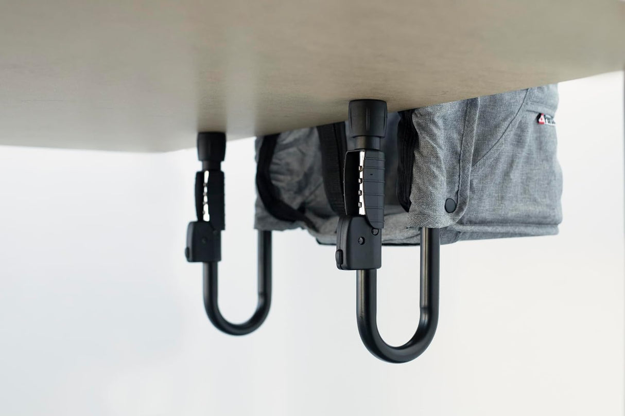 Guzzie+Guss Perch Clip-On Table Chair
