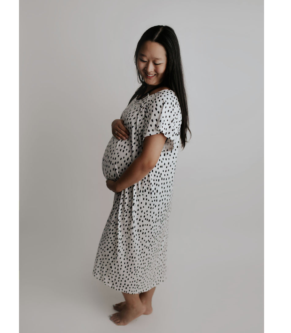 Three Little Tots Delivery/Nursing Gown - Polka Dot