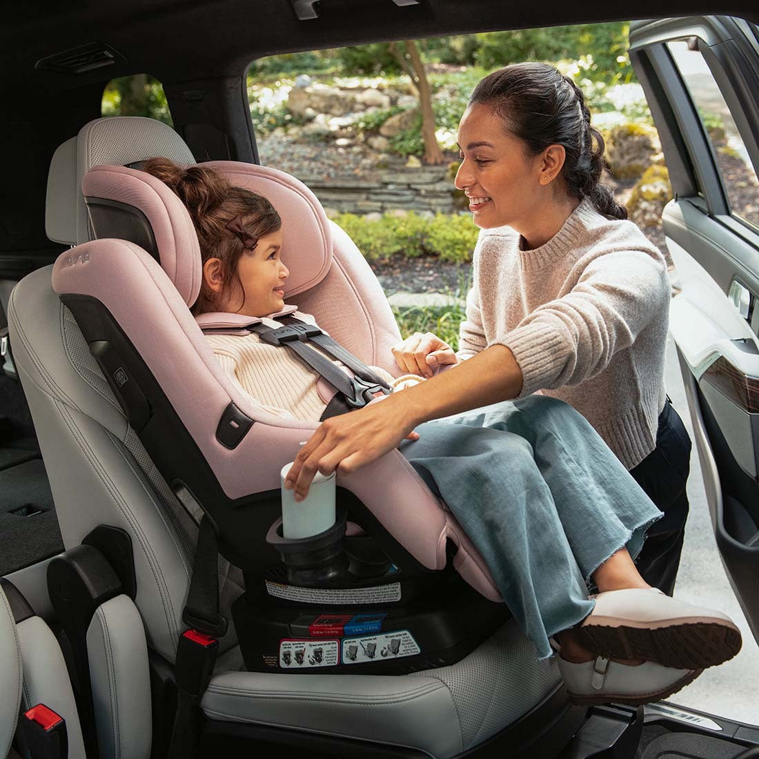 Nuna RAVA Convertible Car Seat | Thistle Collection